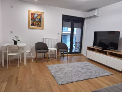 Kneza Višeslava | 4zida.rs