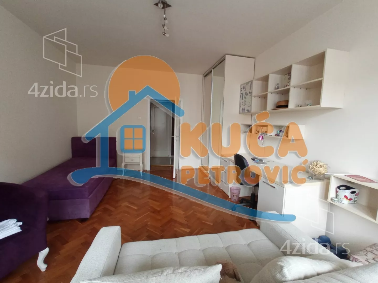 Troiposoban stan | 4zida