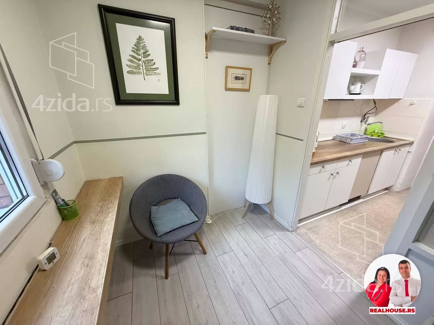 Jednoiposoban stan | 4zida