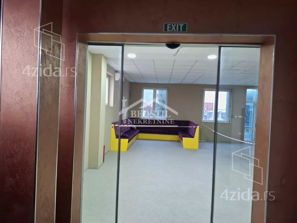 Poslovni prostor | 4zida