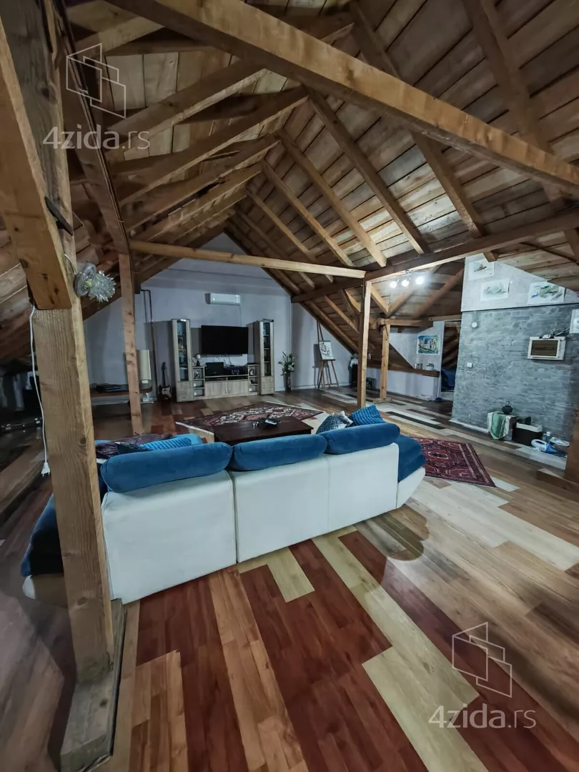 3-etažna kuća | 4zida