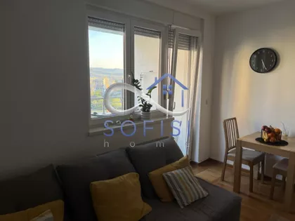 Bulevar Cara Lazara | 4zida.rs