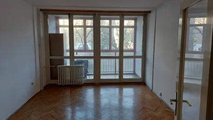 Petrarkina | 4zida.rs