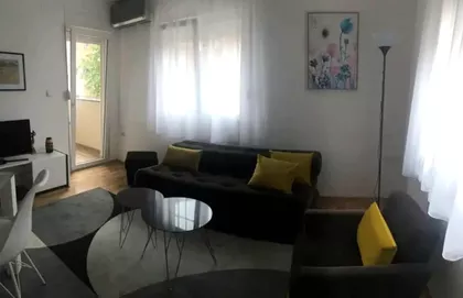 Pravni i Ekonomski fakultet | 4zida.rs