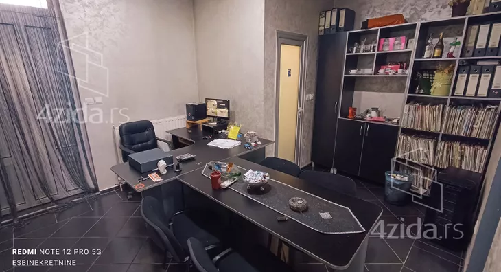 Poslovni prostor | 4zida
