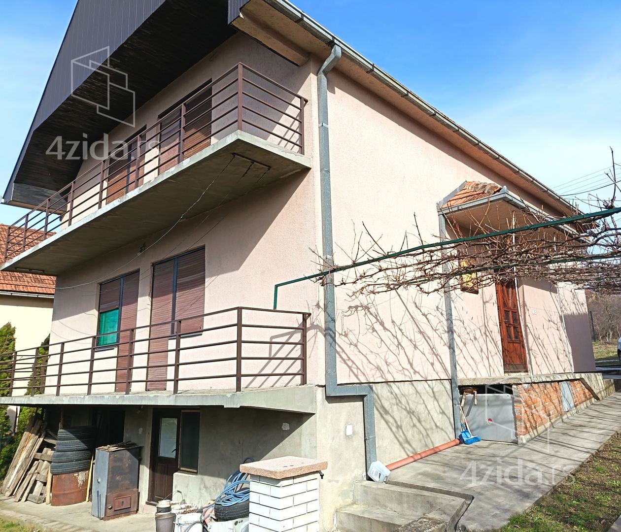 Bresnica — fotografija