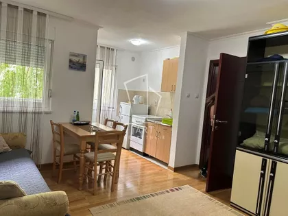 Studenička | 4zida.rs