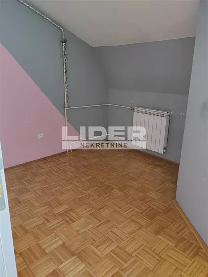 Čajnička | 4zida.rs