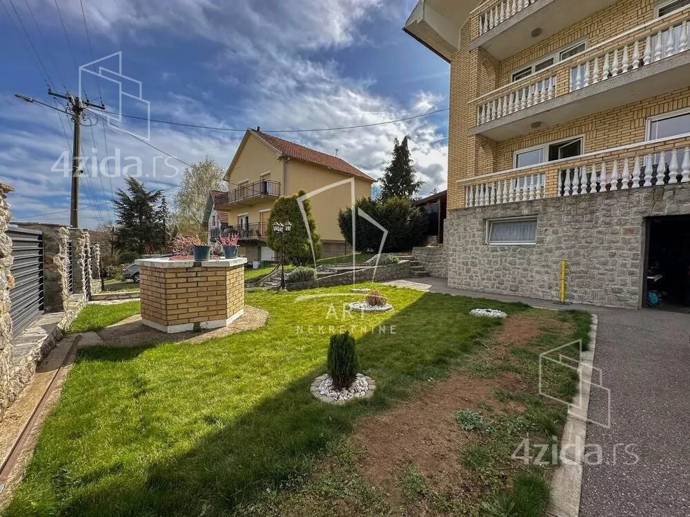 3-etažna kuća | 4zida