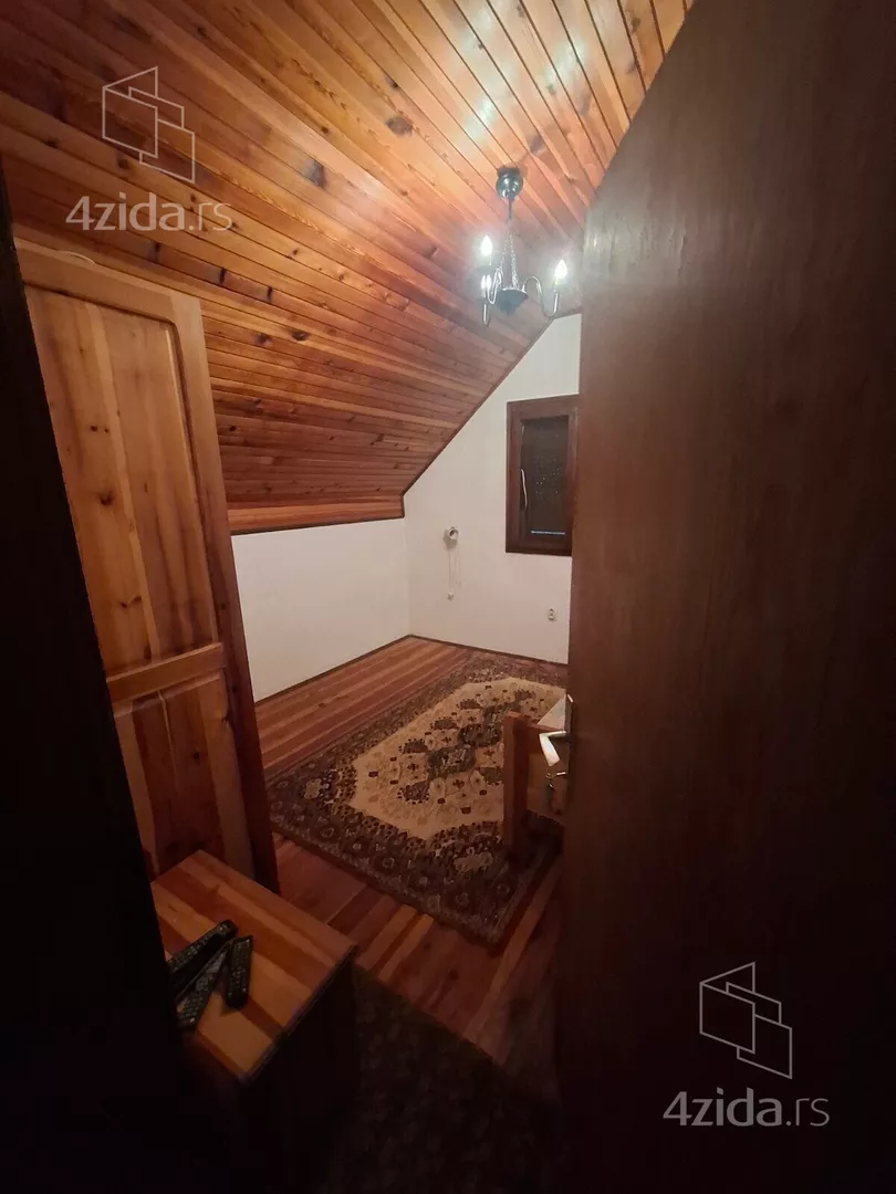 3-etažna kuća | 4zida