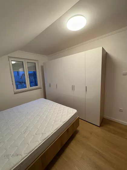 Lajoša Joa 41 | 4zida.rs