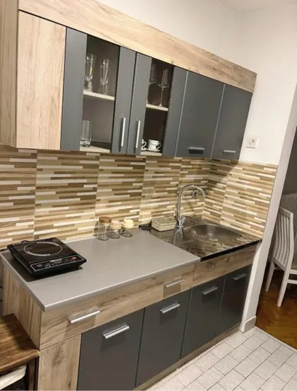 Miloja Zakića 90 | 4zida.rs