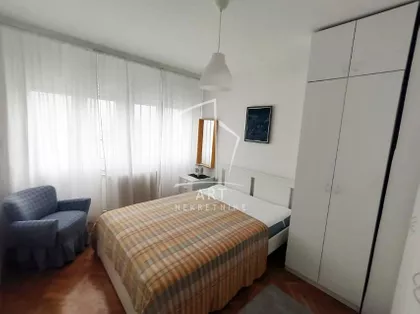 Cara Dušana | 4zida.rs