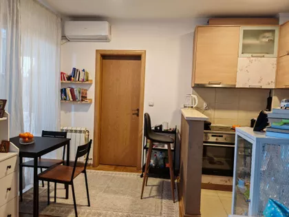 Majke Angeline | 4zida.rs