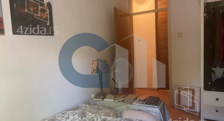 Četvoroiposoban stan | 4zida
