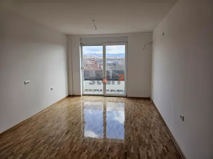 Ledena Stena | 4zida.rs