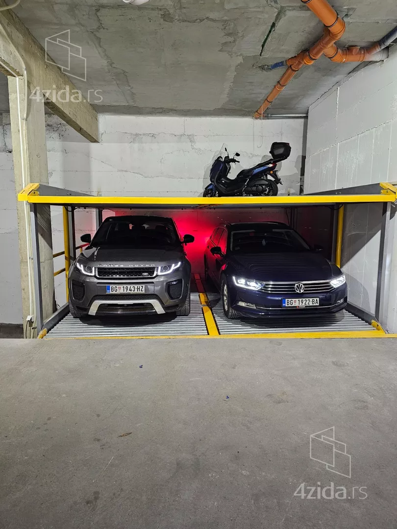 Garaža | 4zida