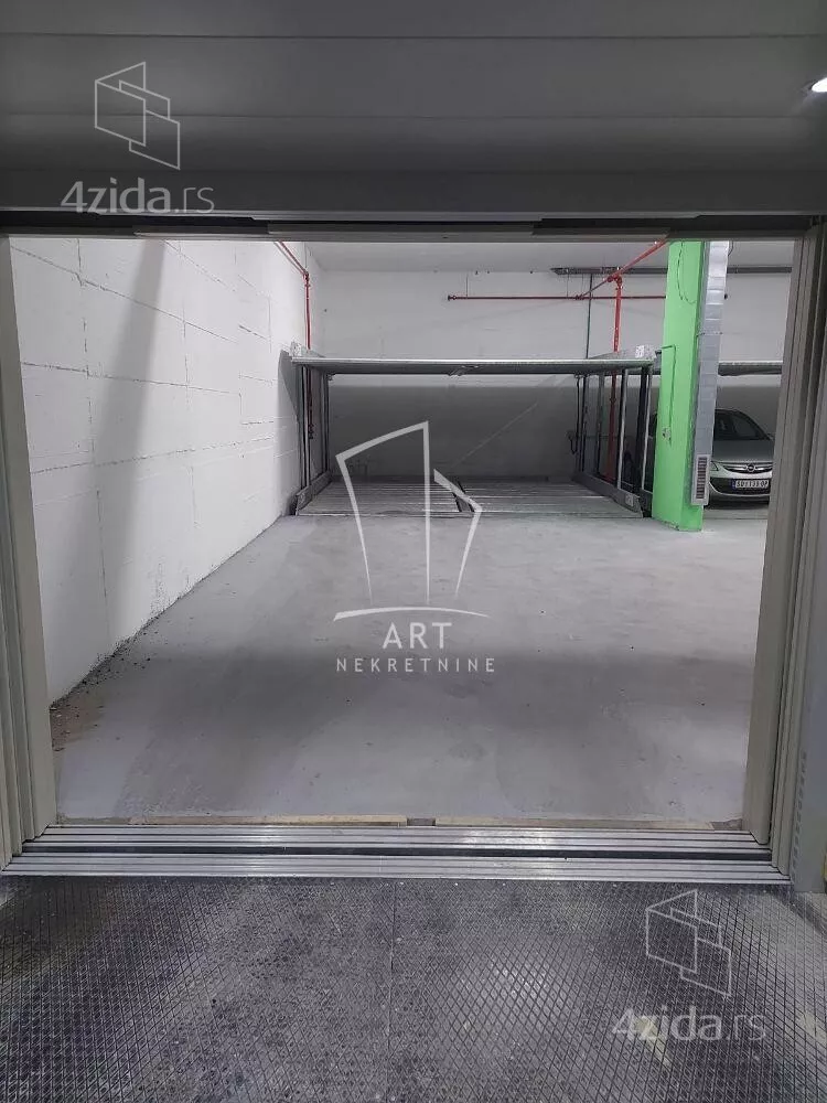 Garaža | 4zida