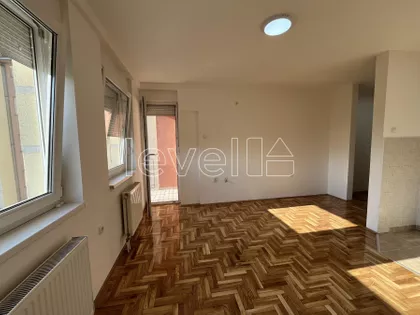 Bulevar Patrijarha Pavla (Somborski Bulevar) | 4zida.rs