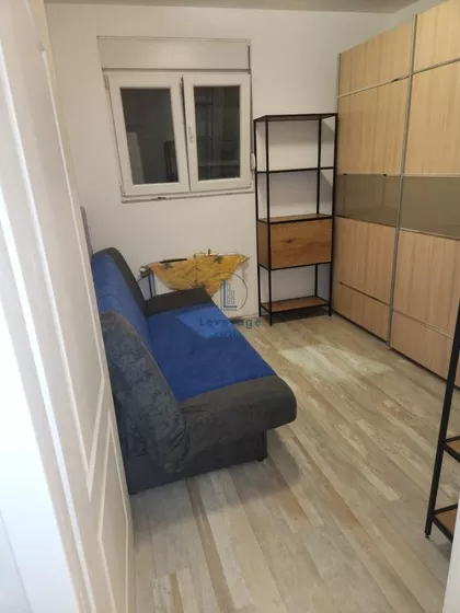 Jakova Galusa | 4zida.rs