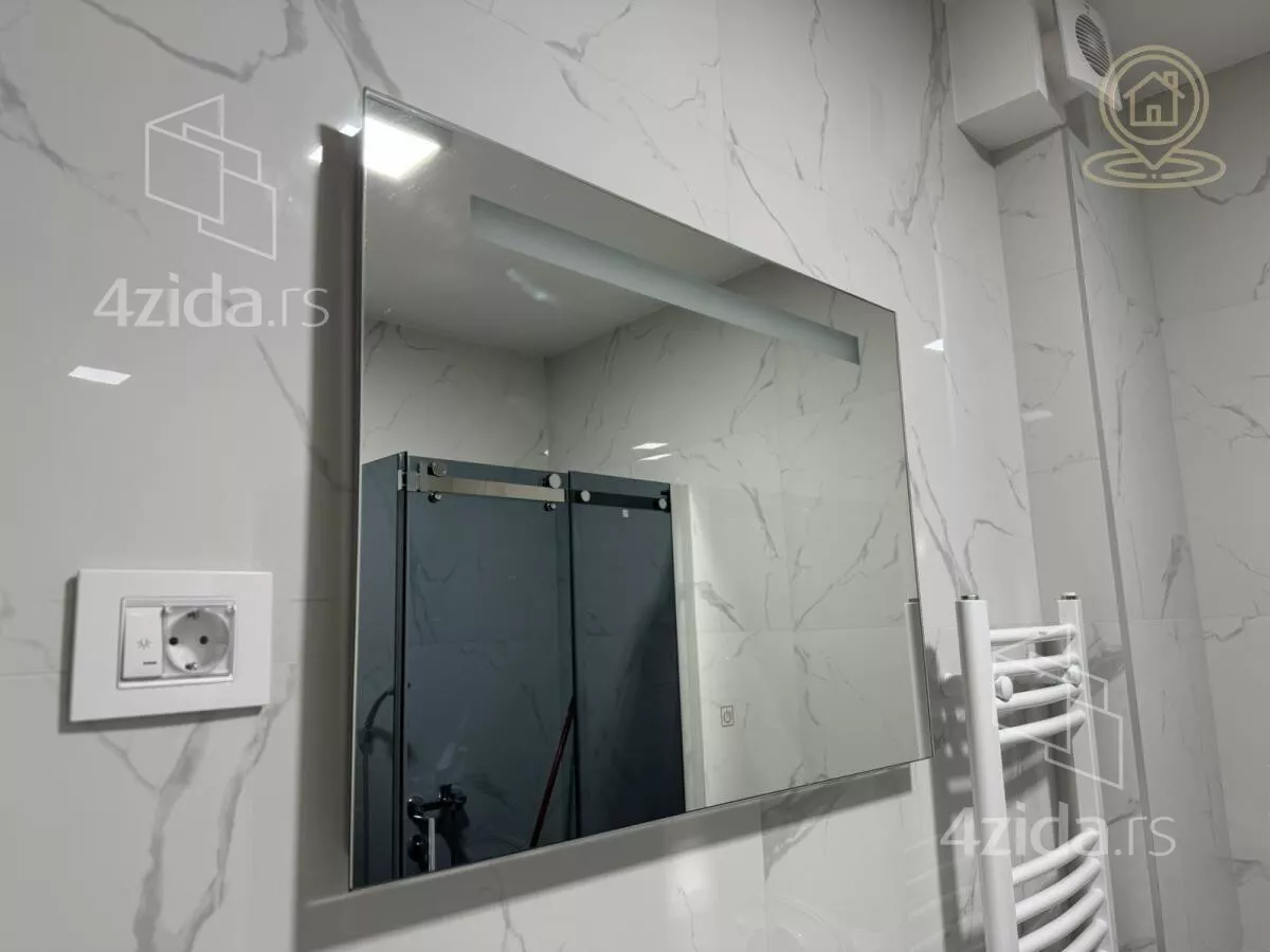 Četvoroiposoban stan | 4zida