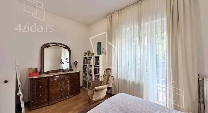 4-etažna kuća | 4zida