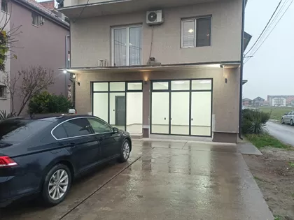 Surčinska 14 | 4zida.rs