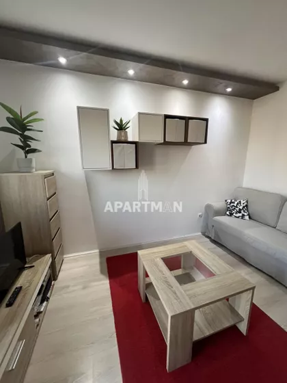 Ugrinovačka | 4zida.rs