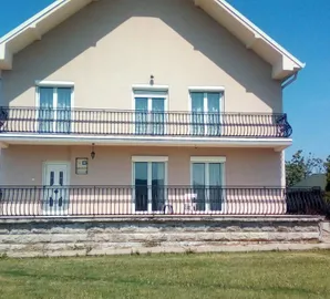 Dragobraća, Okolne lokacije, Kragujevac, dvoetažna | 4zida.rs