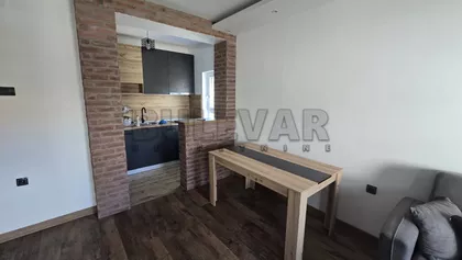 Donjovrežinska | 4zida.rs