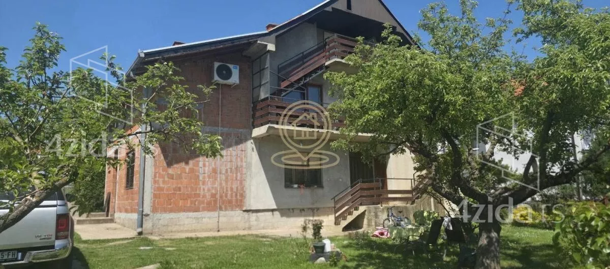 Kuća | 4zida
