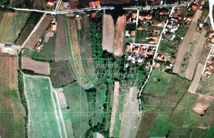 Male Pčelice | 4zida.rs