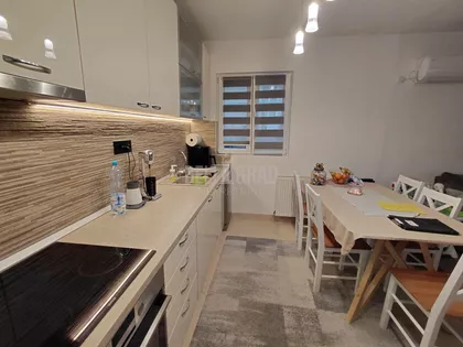 Roze Luksemburg | 4zida.rs