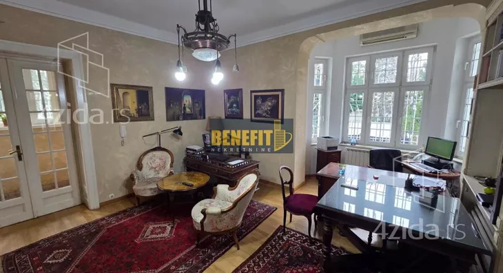 Šestosoban stan | 4zida