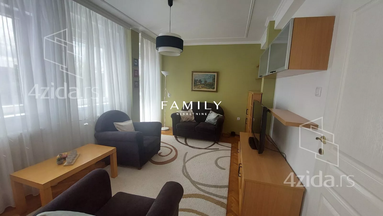 Troiposoban stan | 4zida