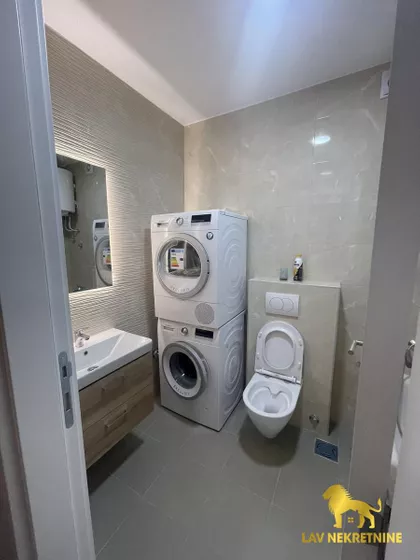 JANKA ČMELIKA | 4zida.rs