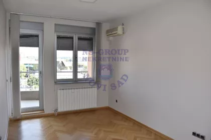 Sremska | 4zida.rs