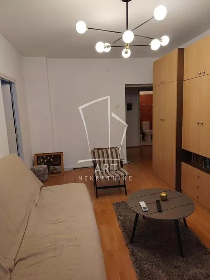 Pabla Nerude | 4zida.rs