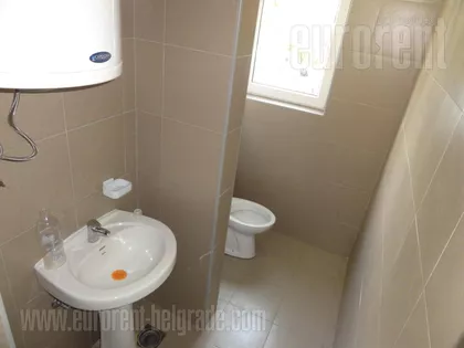 AUTOKOMANDA | 4zida.rs