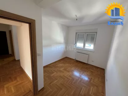 Radmile Savićević | 4zida.rs