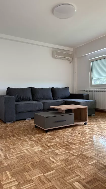 Gradske lokacije | 4zida.rs