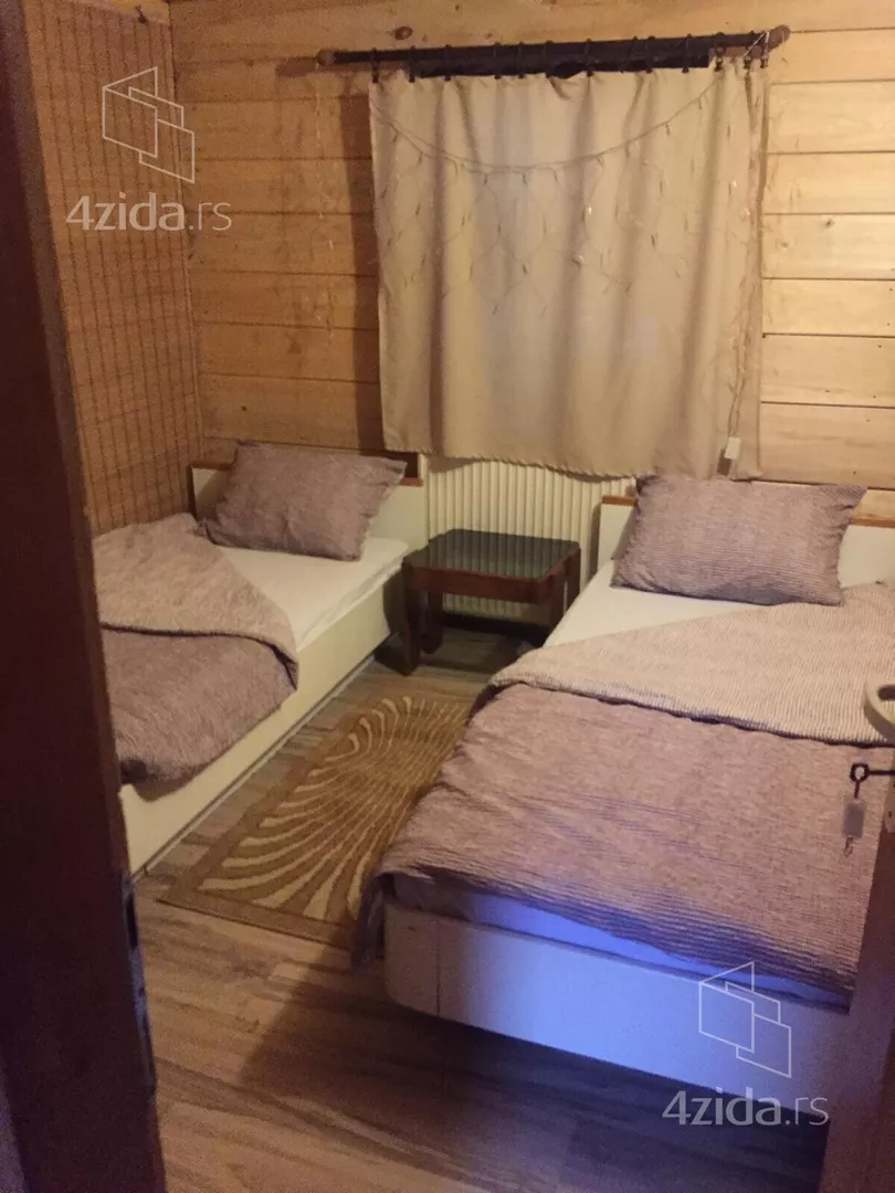 Turistički objekat | 4zida