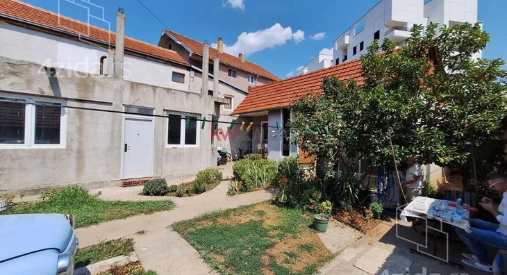Kuća | 4zida