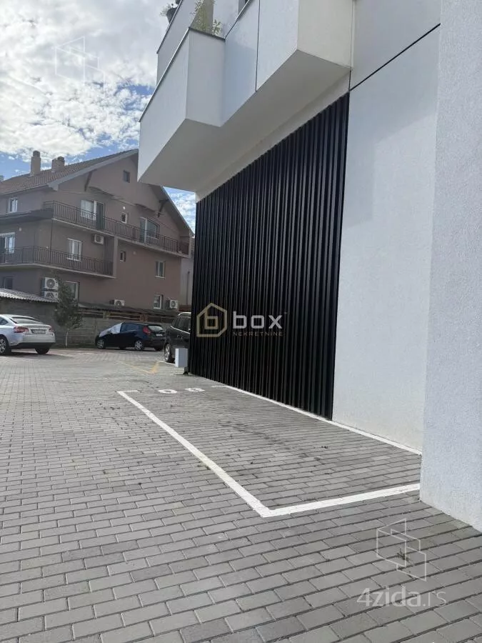 Parking | 4zida