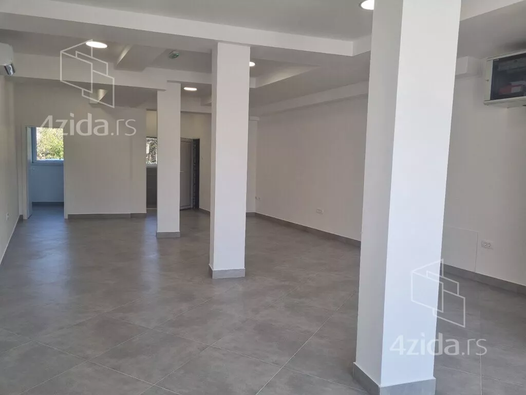 Poslovni prostor | 4zida