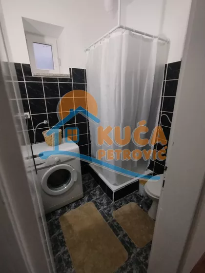 Janisa Janulisa | 4zida.rs