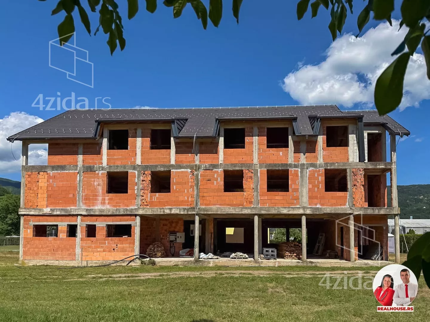 Turistički objekat | 4zida