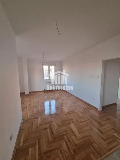 Cara Dušana | 4zida.rs