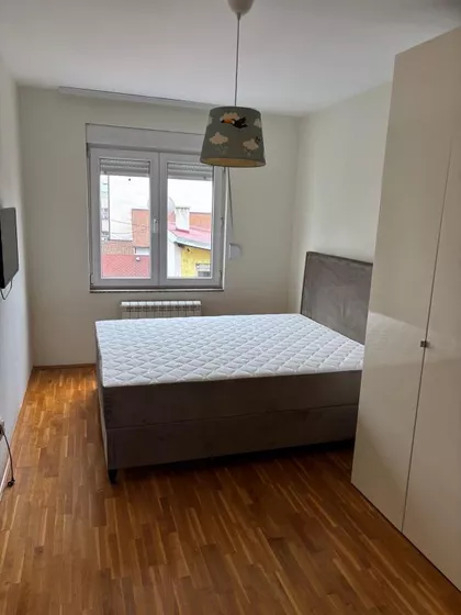 Gospodara Vučića | 4zida.rs