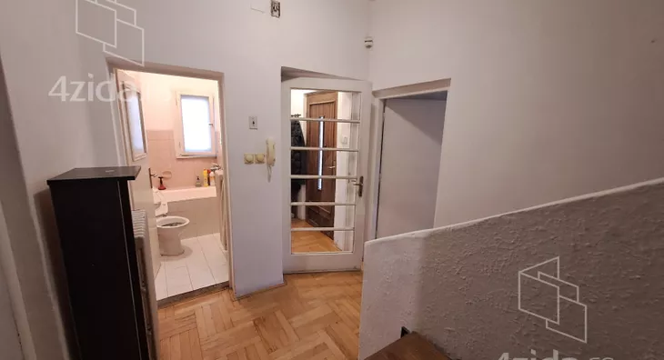 4-etažna kuća | 4zida